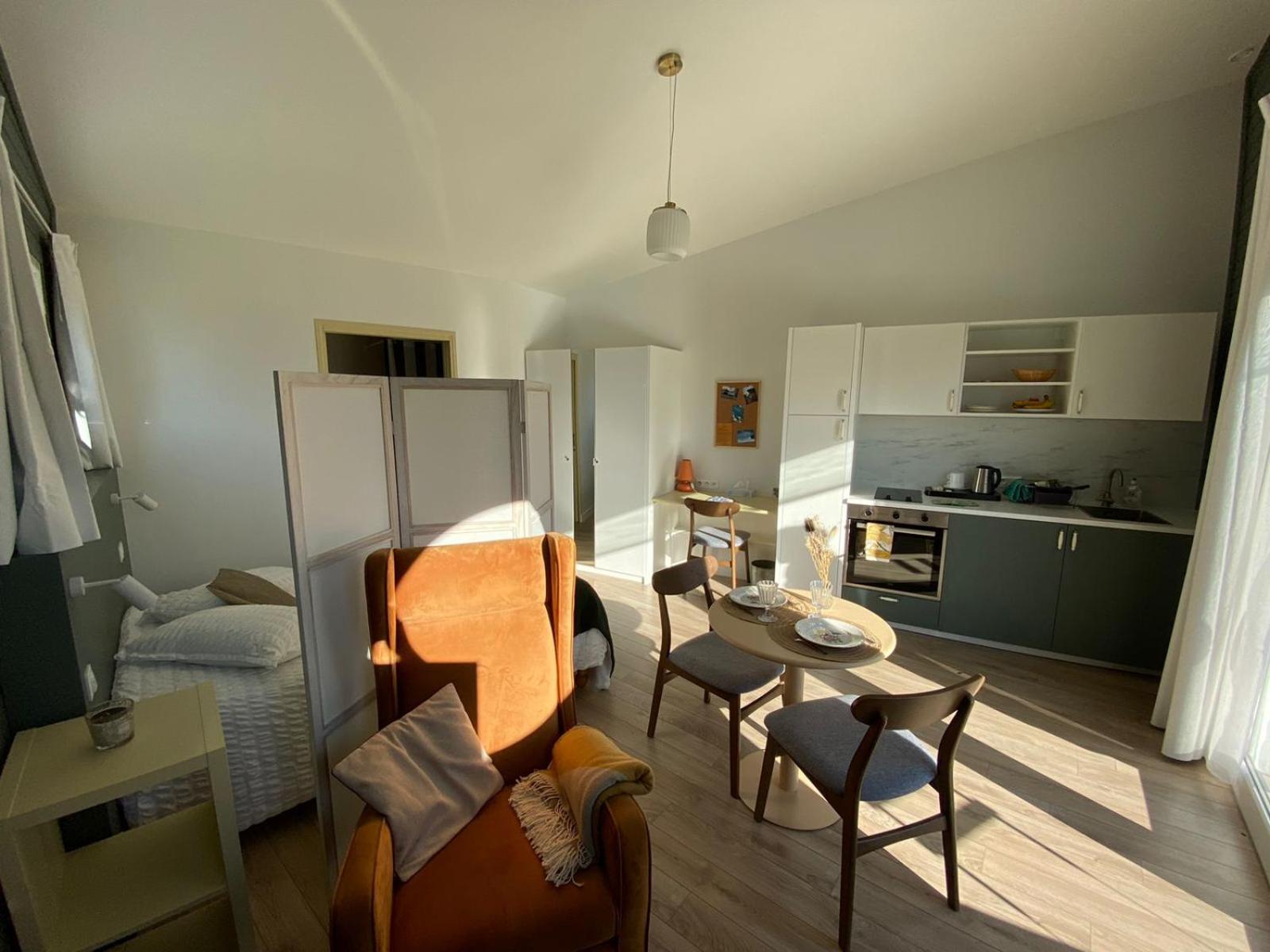 Ploufragan Hotel Les Voisins Beaucemaine מראה חיצוני תמונה